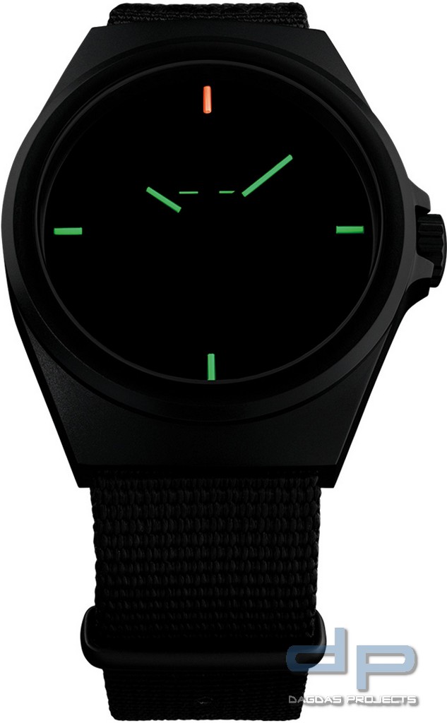 Traser H3 P59 Essential M Uhr Nato