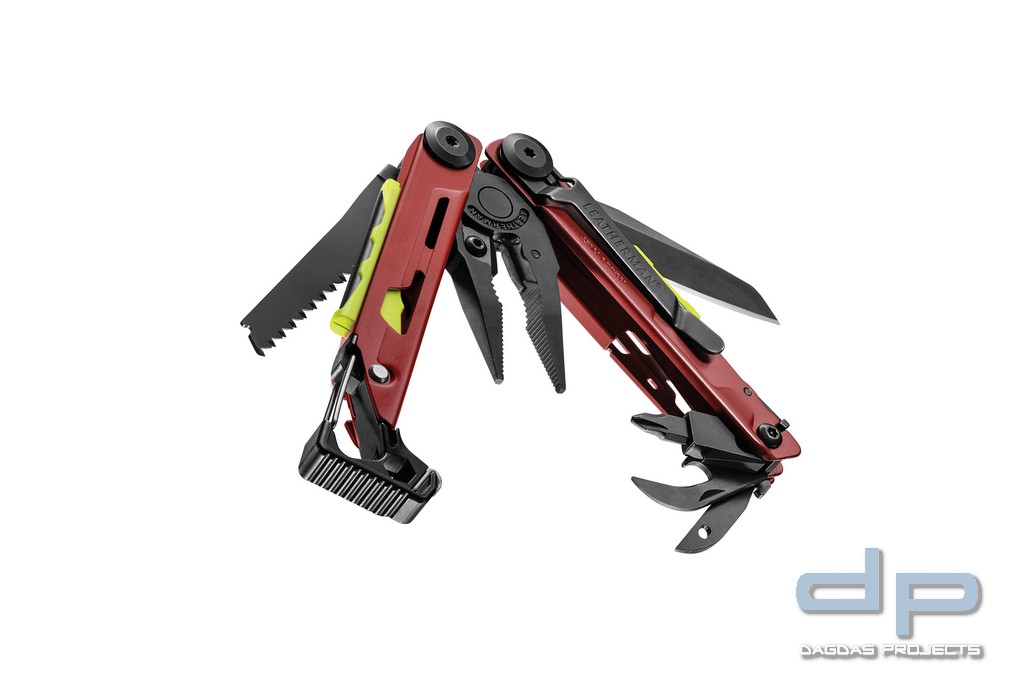 Leatherman SIGNAL Multitool Crimson