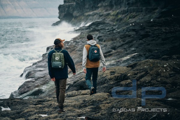 FJÄLLRÄVEN KANKEN LAPTOP 17“ RUCKSACK IN GRAU UND SCHWARZ