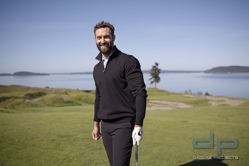 Oakville Half Zip Sweater Men in verschiedenen Farben mit Wunschaufdruck auf Brust und Rücken