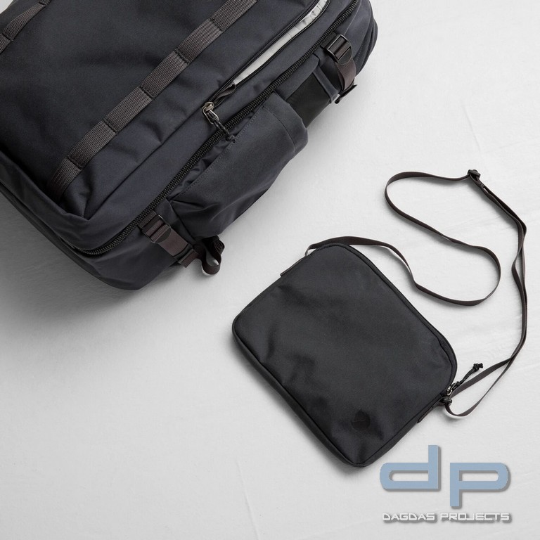 Fjällräven Färden Carry-On Pack (40L Reise Rucksack) in Schwarz und Steingrauoliv