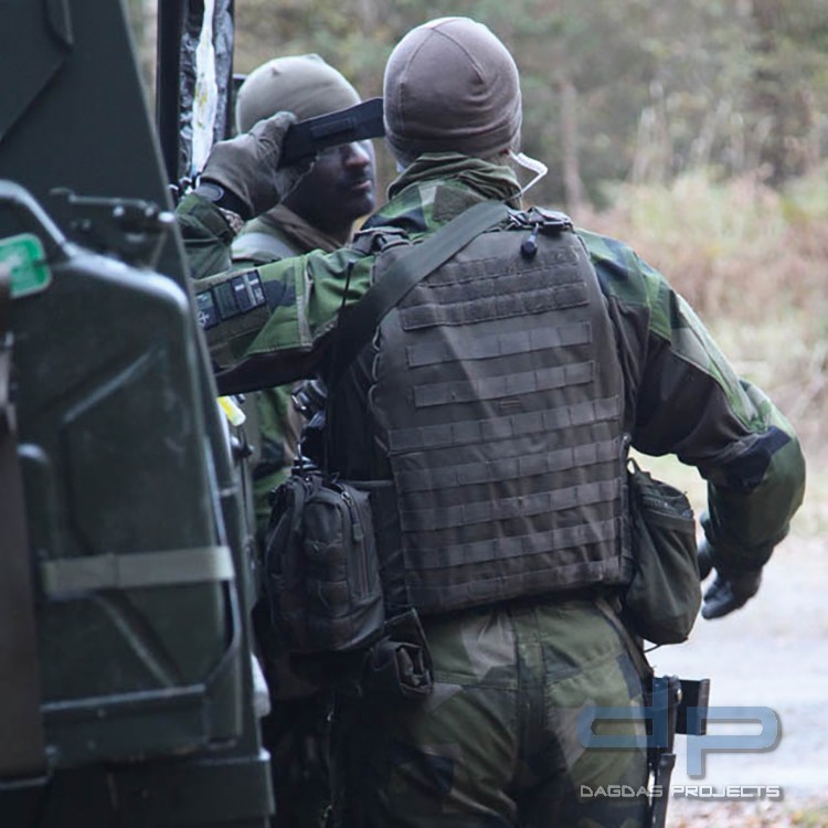 SnigelDesign Squeeze Plate Carrier in verschiedenen Farben