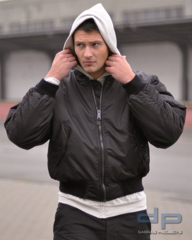 US MA1® FLIEGERJACKE TEESAR® SCHWARZ