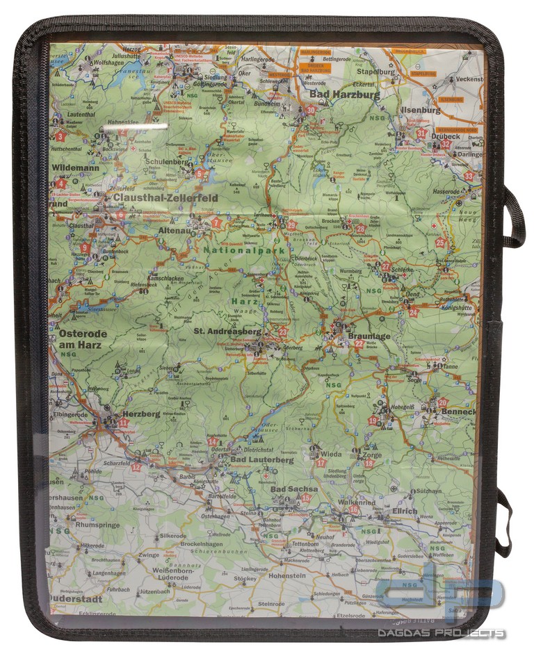 BATTLE BOARD LEAF KARTENTASCHE LARGE in verschiedenen Farben