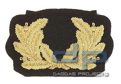 Mützenkranz Marine Handgestickt