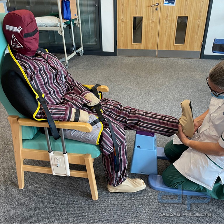Ruth Lee Übungspuppe Patientenhandhabung, Erwachsener, Gewicht 50 kg, Gr. 1,65 m