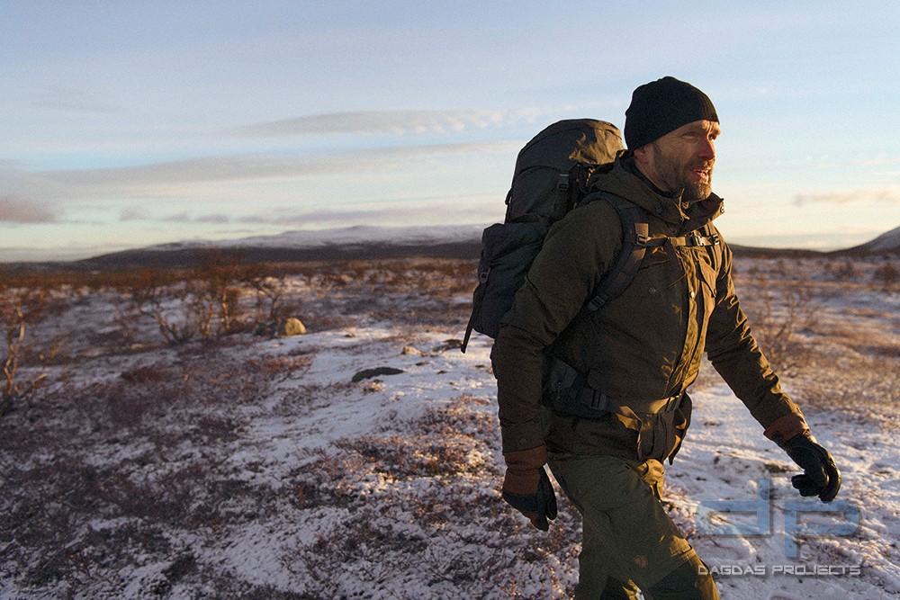 Fjällräven Singi 48 Rucksack in grau und dunkeloliv