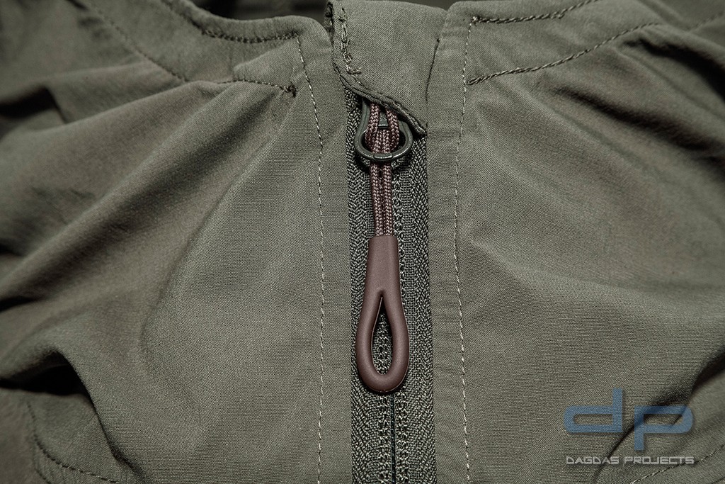 TT MAINE JACKET SOFTSHELL-JACKE in Schwarz und Oliv Farbe Oliv Größe: XL