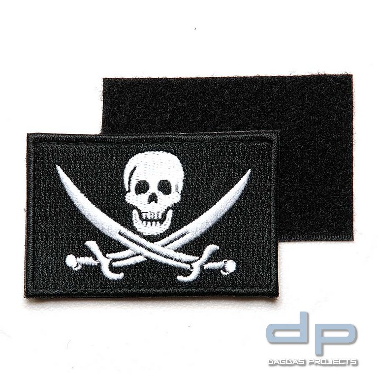 Emblem Stoff Totenkopf mit Schwertern mit Klettband