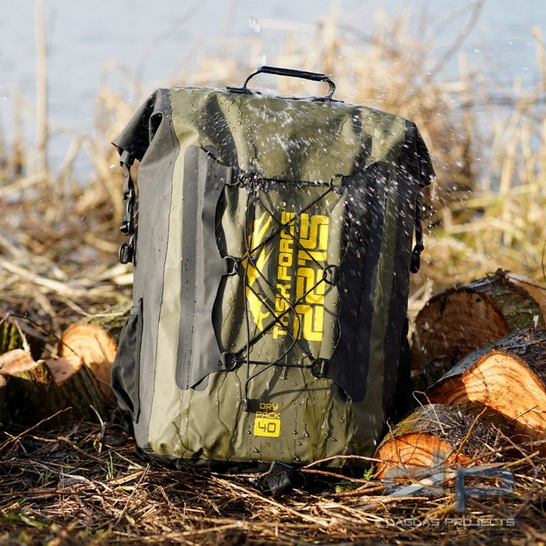 TF-2215 Wolf River Trockenbeutel 40L