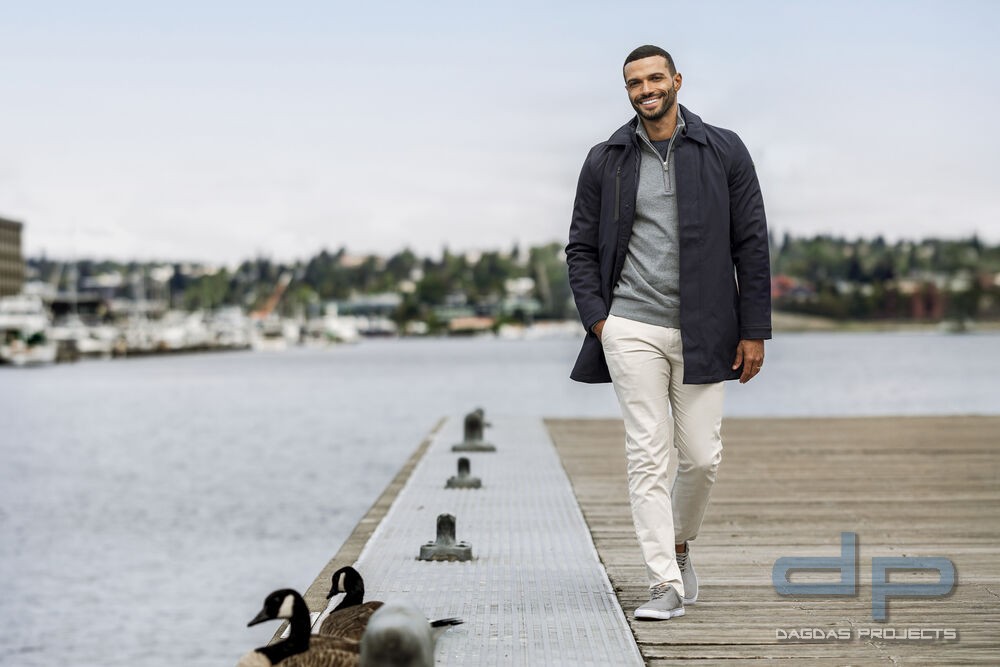 Oakville Half Zip Sweater Men in verschiedenen Farben mit Wunschaufdruck auf Brust und Rücken