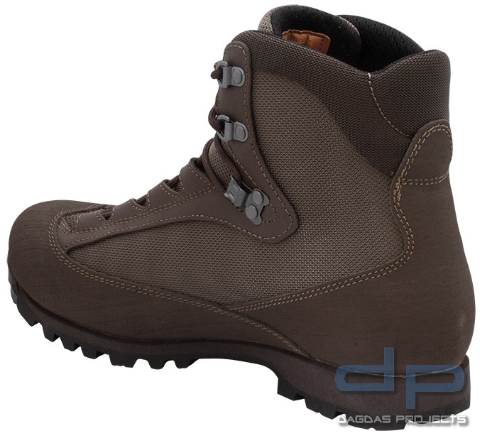 AKU Pilgrim GTX Combat Stiefel in Braun