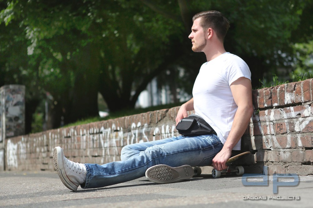 Behördenhüfttasche mit Wunschaufdruck in reflex silber