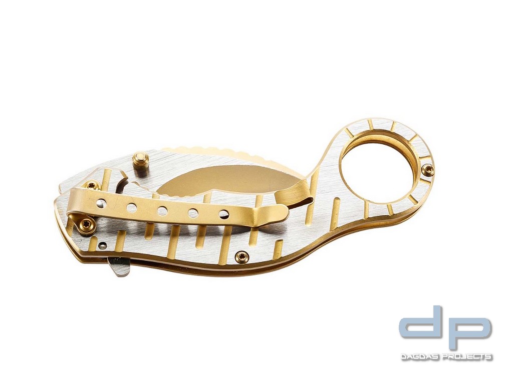 Karambit-Einhandmesser  mit  goldfarbener Titanbeschichtung