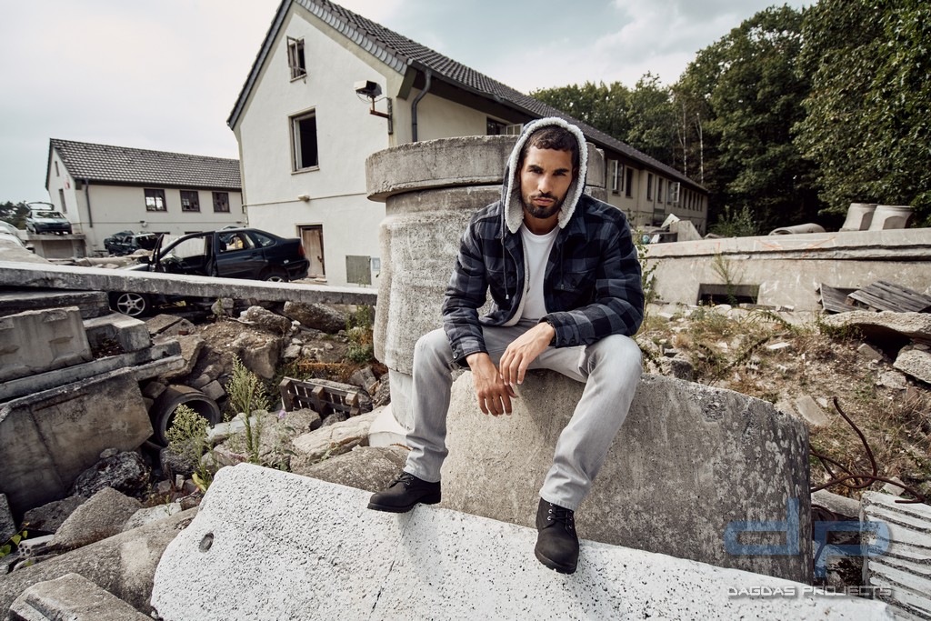 Lumberjacket hooded Farbe schwarz/grau Größe S