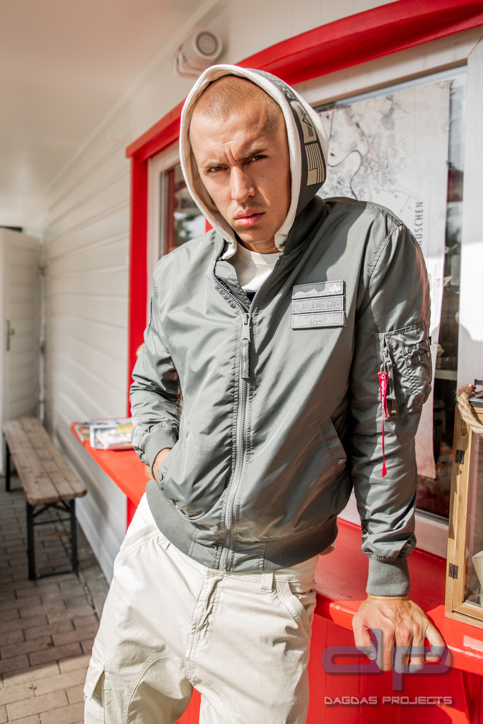 Alpha Industries Fliegerjacke  MA-1 TT Hood Custom vintage Green