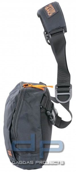 MYSTERY RANCH DISTRICT 8 UMHÄNGETASCHE IN VERSCHIEDENEN FARBEN