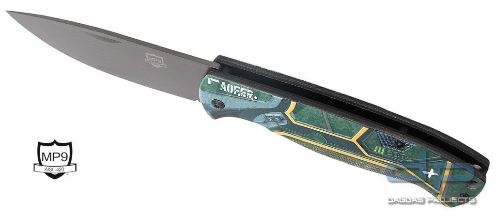 MP9 Klappmesser Tank