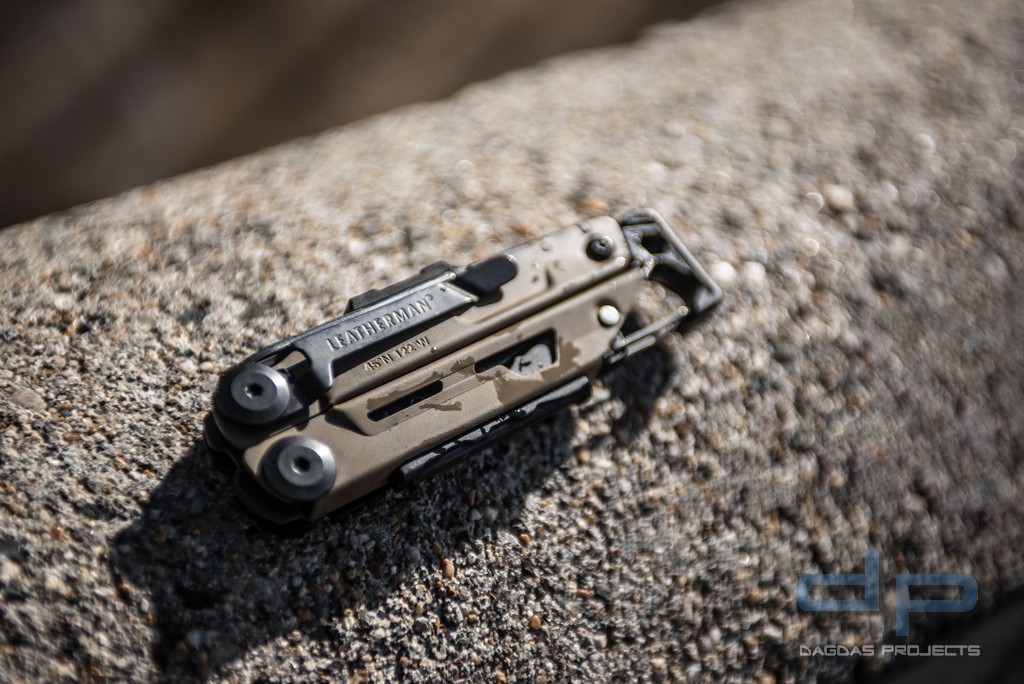 Leatherman SIGNAL Multitool Coyote