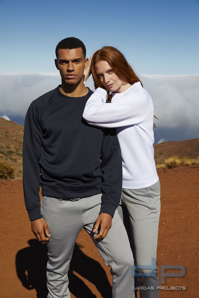 Basic Active Roundneck mit Wunschaufdruck in verschiedenen Farben