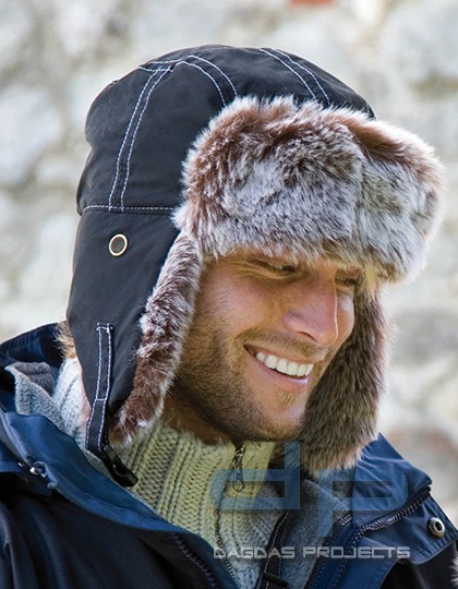 Classic Sherpa Hat in Schwarz und Blau