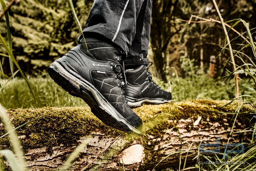ISCHGL CTX MID O2 WR HRO SRC in Schwarz und Braun