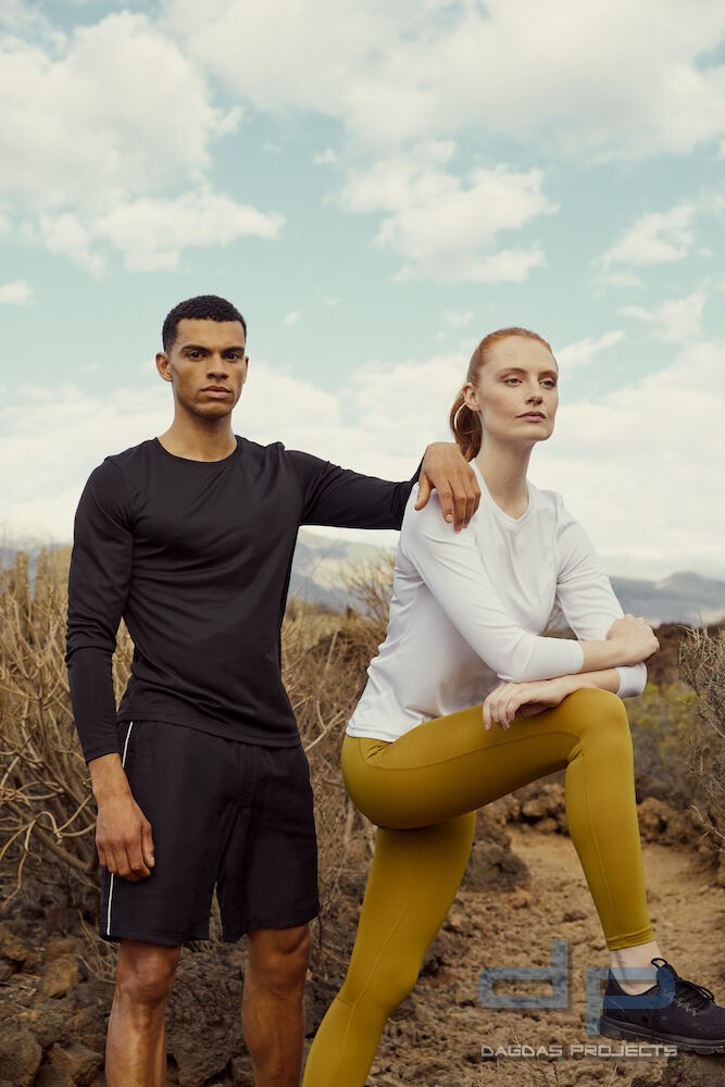 Basic Active-T Longsleeve mit Wunschaufdruck in verschiedenen Farben