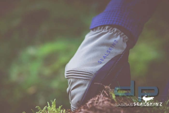 Handschuhe SealSkinz Performance Activity in verschiedenen Farben