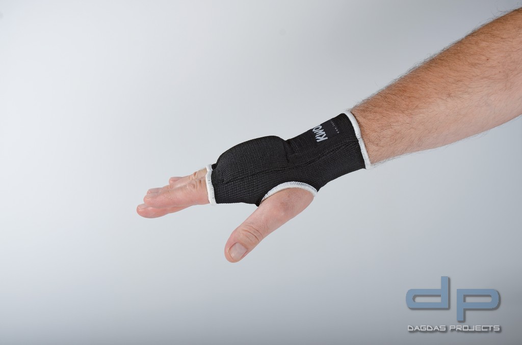 Innenhandschuhe mit Polsterung in Schwarz oder Weiß