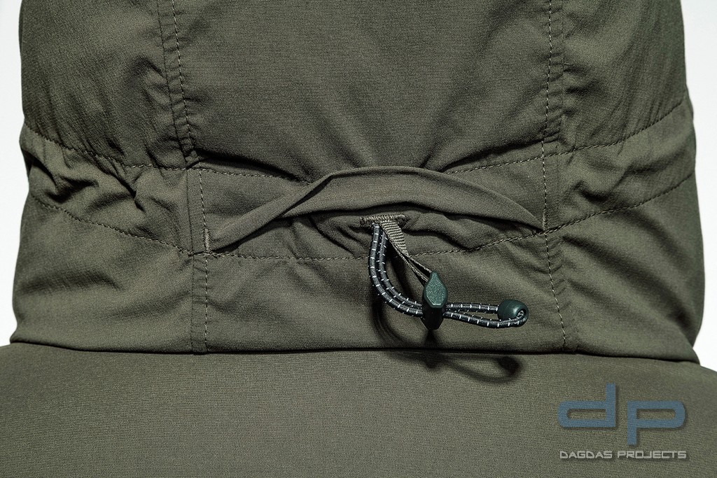 TT MAINE JACKET SOFTSHELL-JACKE in Schwarz und Oliv Farbe Oliv Größe: XL