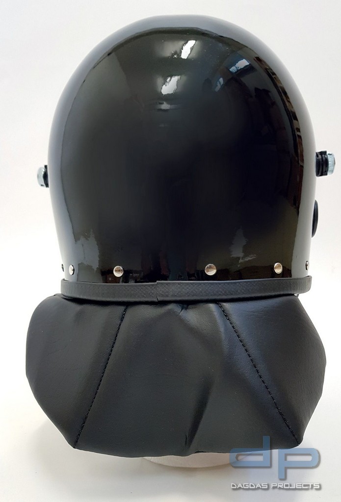 Polizeischutzhelm mit Nackenschutz