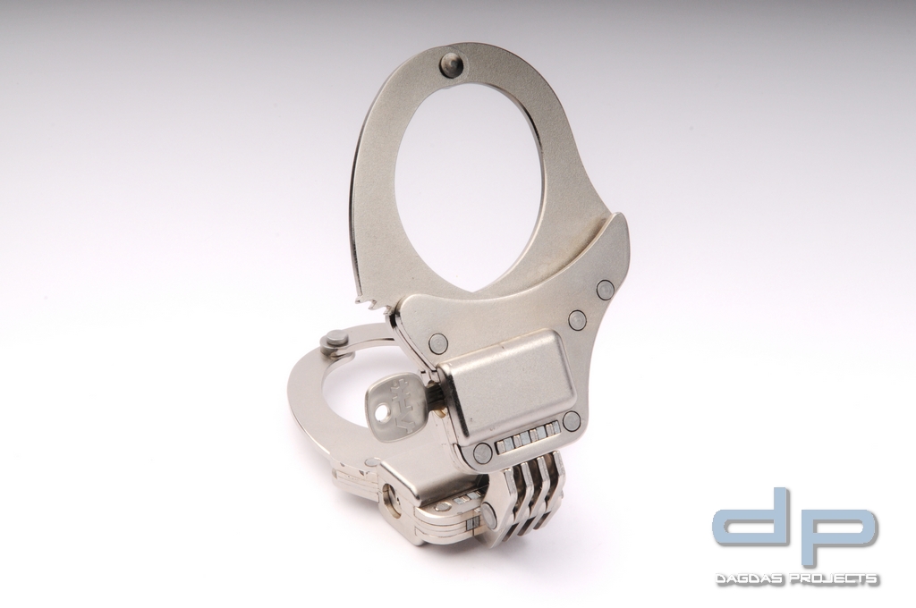 CLEJUSO Handfessel Nr. 101a, für kleine Handgelenke
