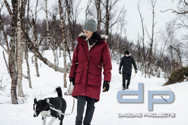 FJÄLLRÄVEN NUUK LITE DAMEN PARKA IN VERSCHIEDENEN FARBEN