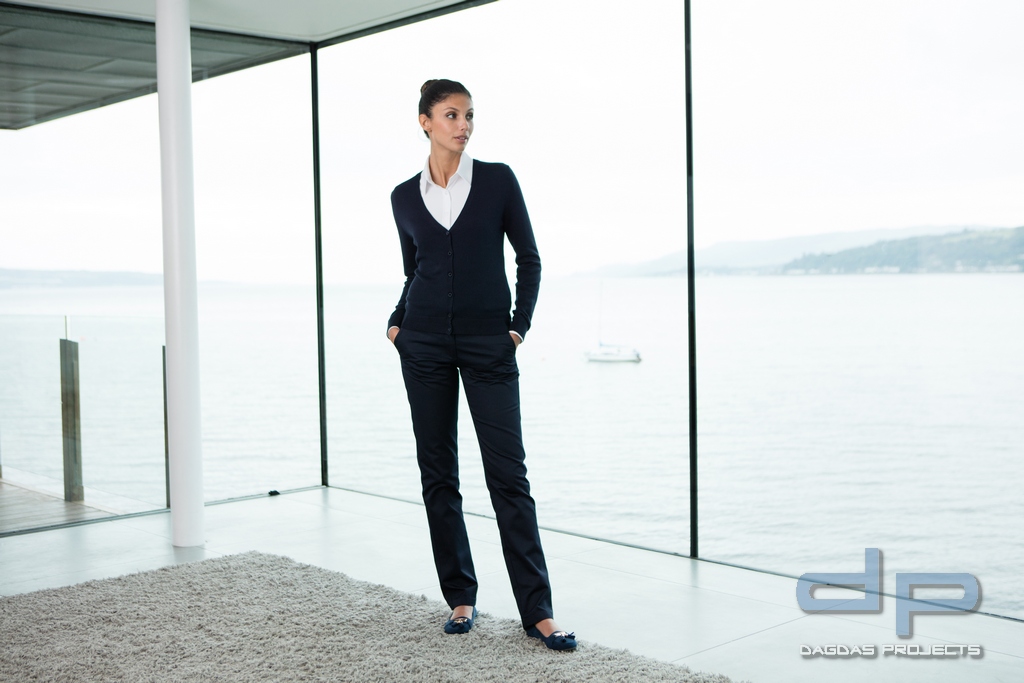 Ladies Lightweight V-Neck Short Cardigan in verschiedenen Farben