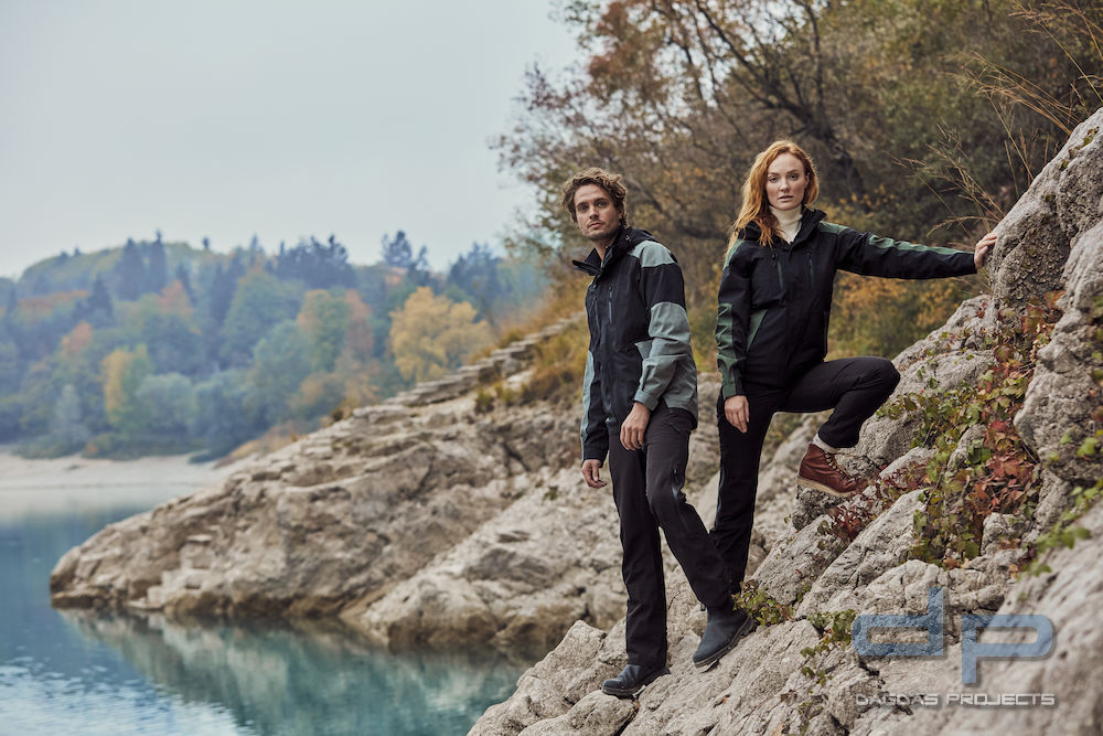 Unisex Trekkingjacke Behörde inklusive Wunschaufdruck in reflex silber