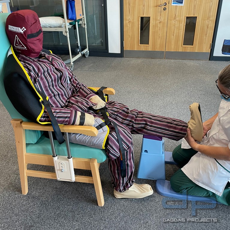 Ruth Lee Übungspuppe Patientenhandhabung, Erwachsener, Gewicht 50 kg, Gr. 1,65 m