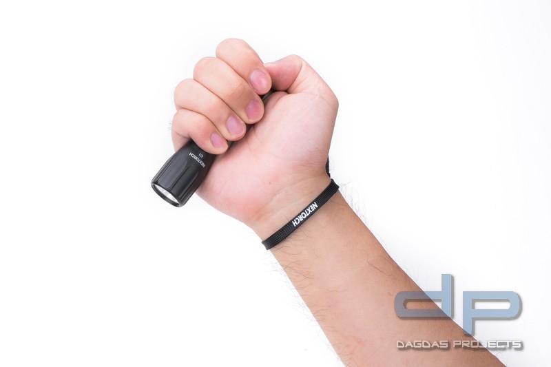 NEXTORCH C1 140 Lumen Taschenlampe, AA Batterie
