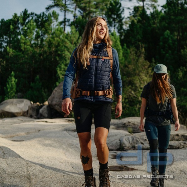 FJÄLLRÄVEN ABISKO WOMEN`S SHORT TIGHTS