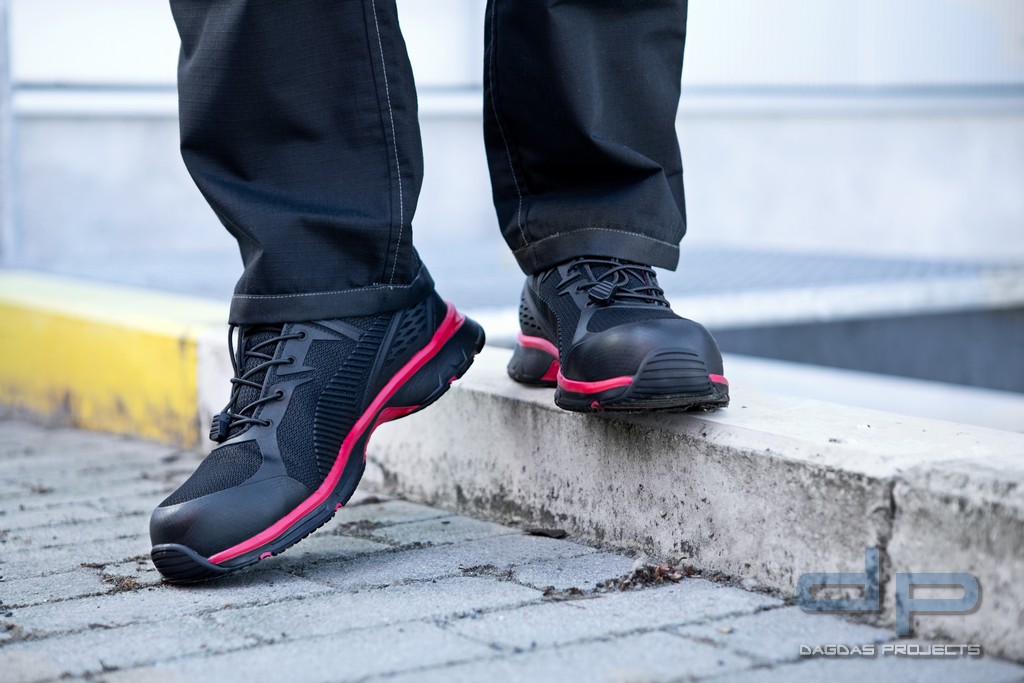Puma Sicherheitsschuh FUSE MOTION 2.0 RED LOW S1P ESD HRO SRC