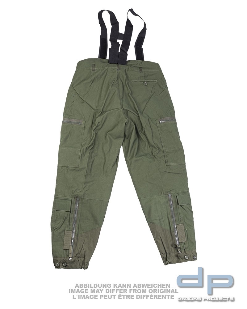 SCHWED.PANZERHOSE TYP M90 GEF.(S-M) OLIV NEUW. VPE 5