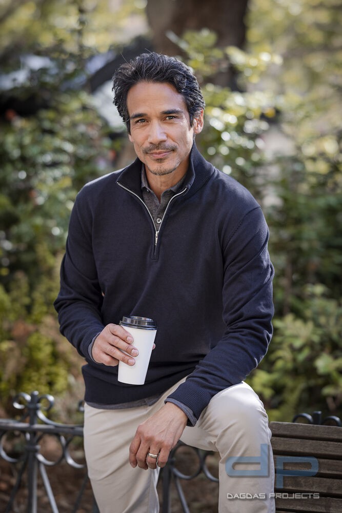 Oakville Half Zip Sweater Men in verschiedenen Farben mit Wunschaufdruck auf Brust und Rücken