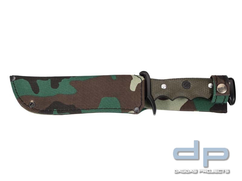 Nieto Gürtelmesser, brünierte Klinge, Rückensäge, Scheide in Camouflage-Design