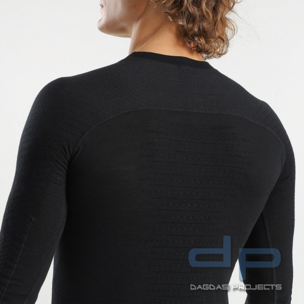 UYN FUSYON BIOTECH LANGARM SHIRT IN SCHWARZ
