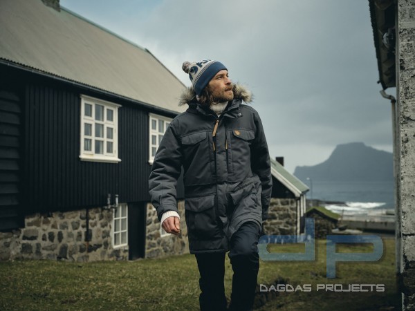 FJÄLLRÄVEN NUUK PARKA in verschiedenen Farben