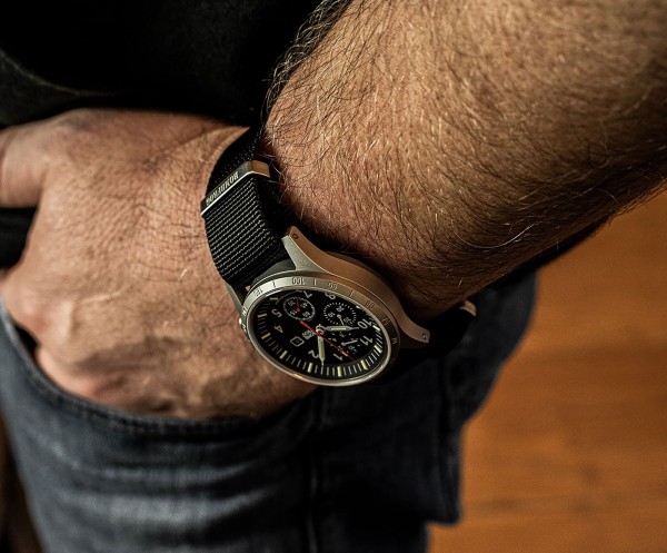 BOMBFROG© NATO STRAPS ARMBAND (SILBER- SCHNALLE) IN VERSCHIEDENEN FARBEN