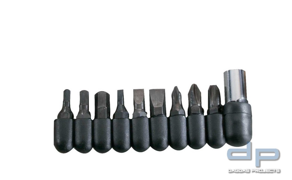 Multitool mit  8 weiteren Werkzeuge