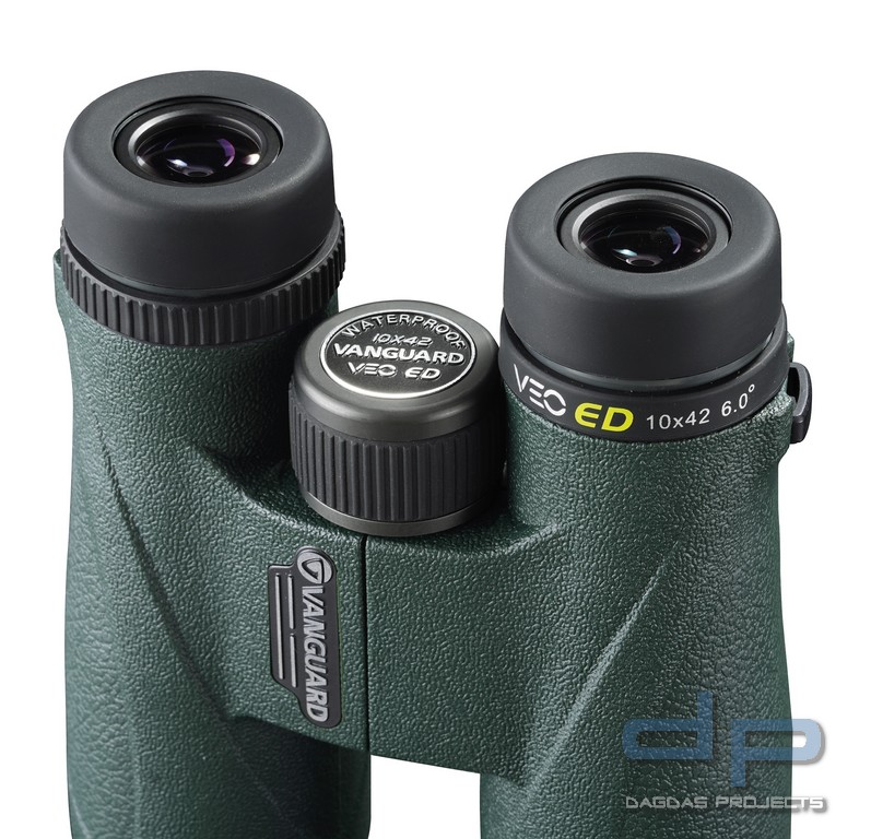 VANGUARD VEO ED 10X42 CARBON FERNGLAS