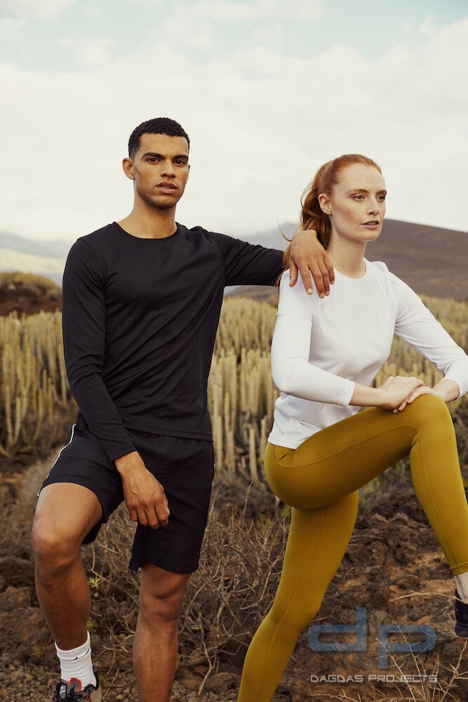 Basic Active-T Longsleeve mit Wunschaufdruck in verschiedenen Farben