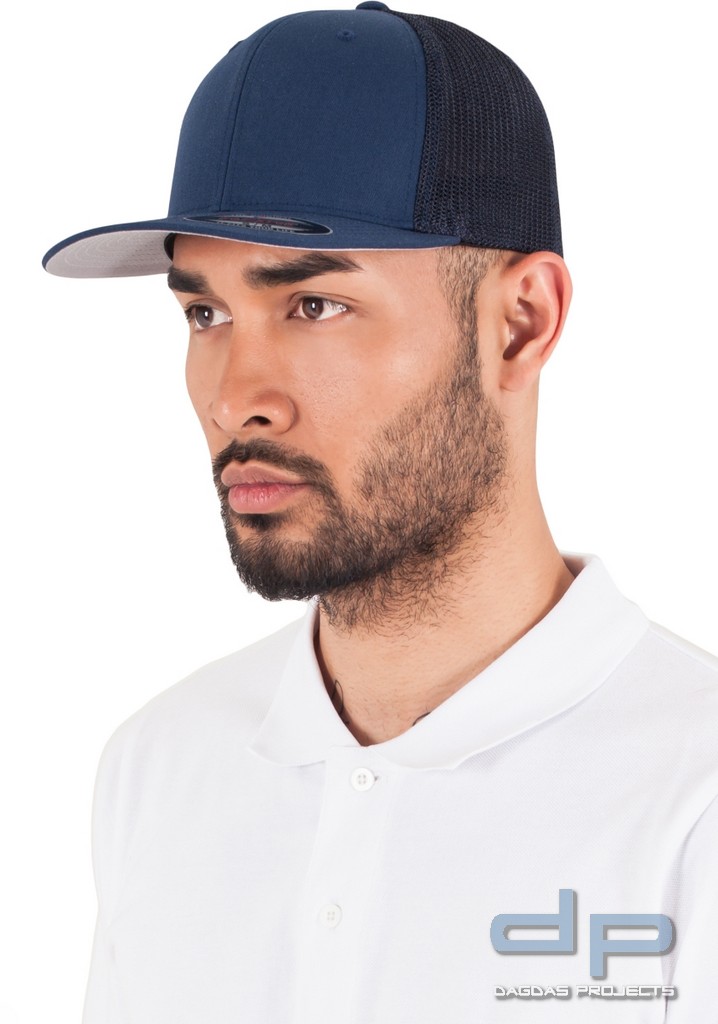 Flexfit Mesh Trucker Cap in verschiedenen Farben