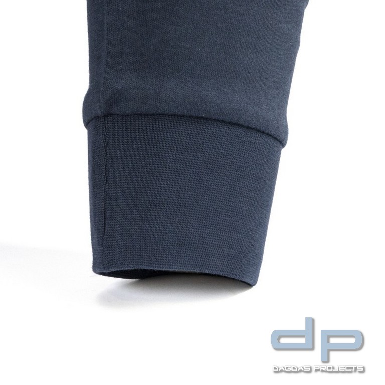 Rollkragenpullover, bestickt "JUSTIZ", Stick in silber